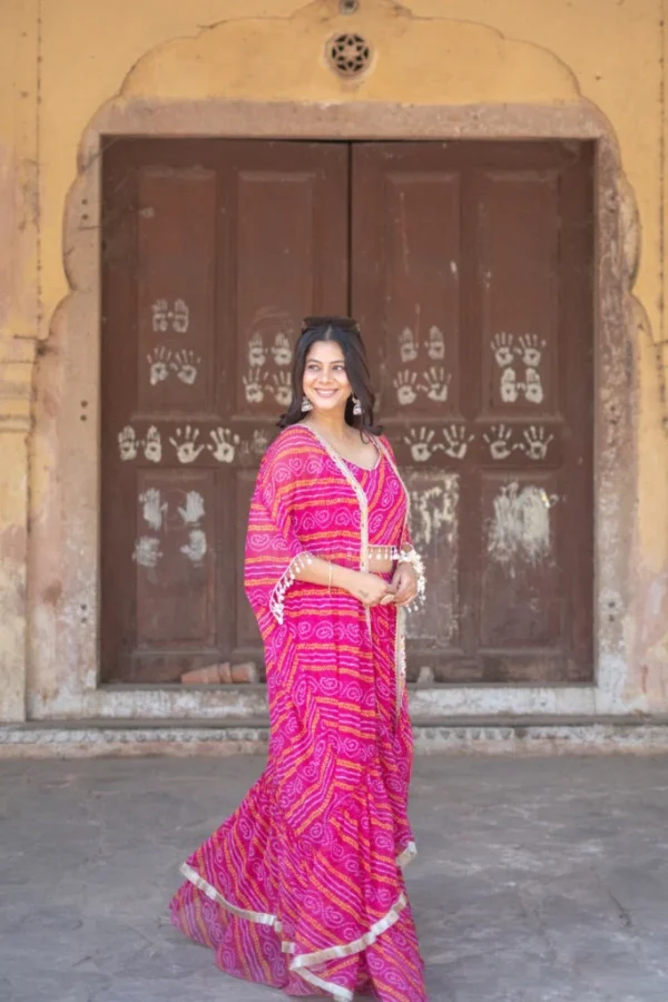 Inayat Bandhani Skirt Cape Set - Image 5
